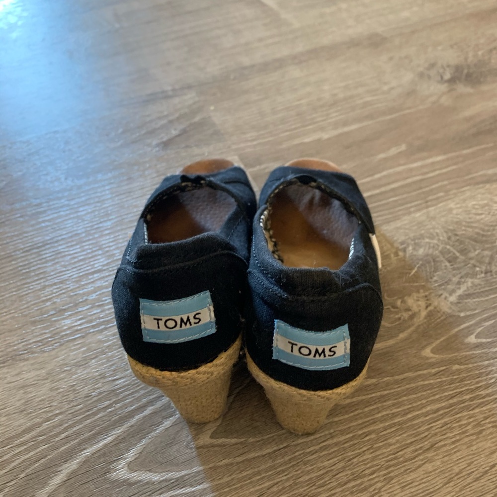Toms Wedges